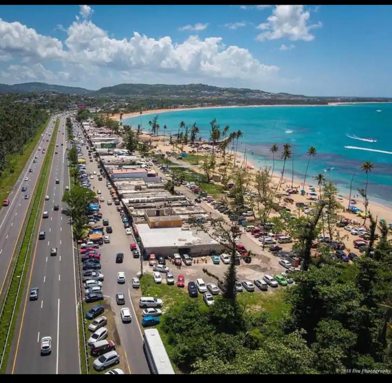 Blue Water Beach Villa Luquillo Exterior photo